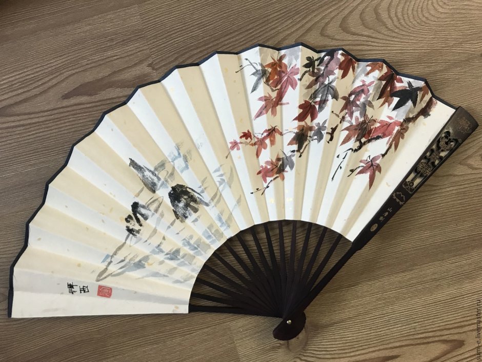 Японский традиционный веер