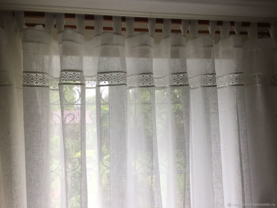 Льняные шторы в гостиную