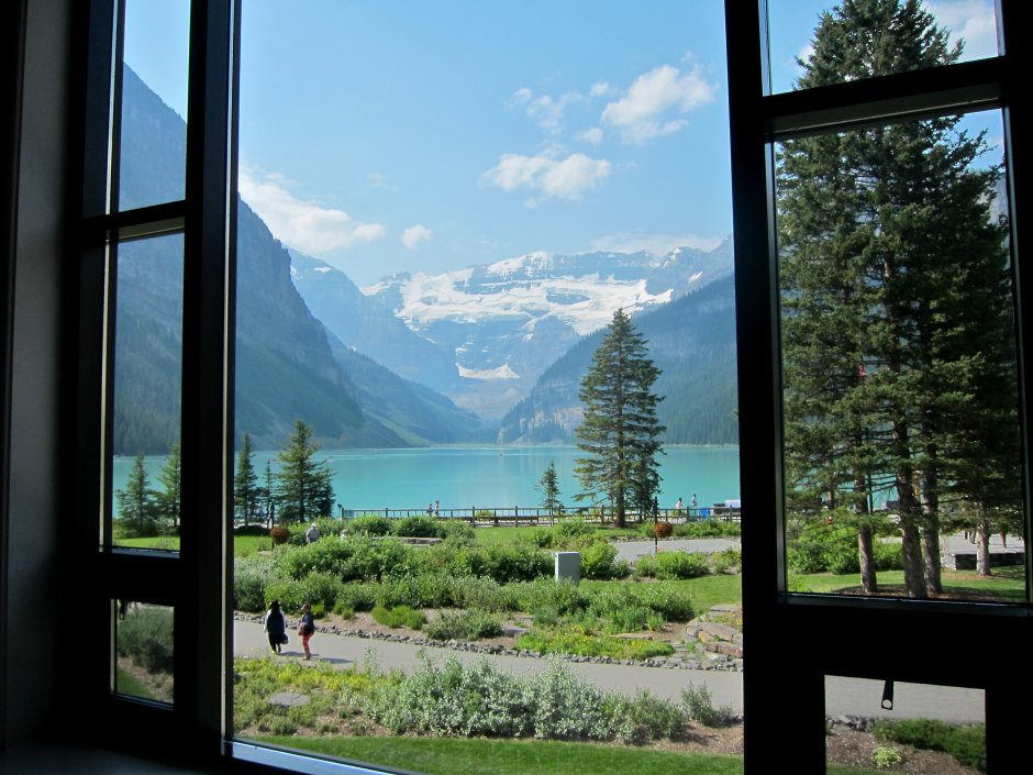Канада вид из окна