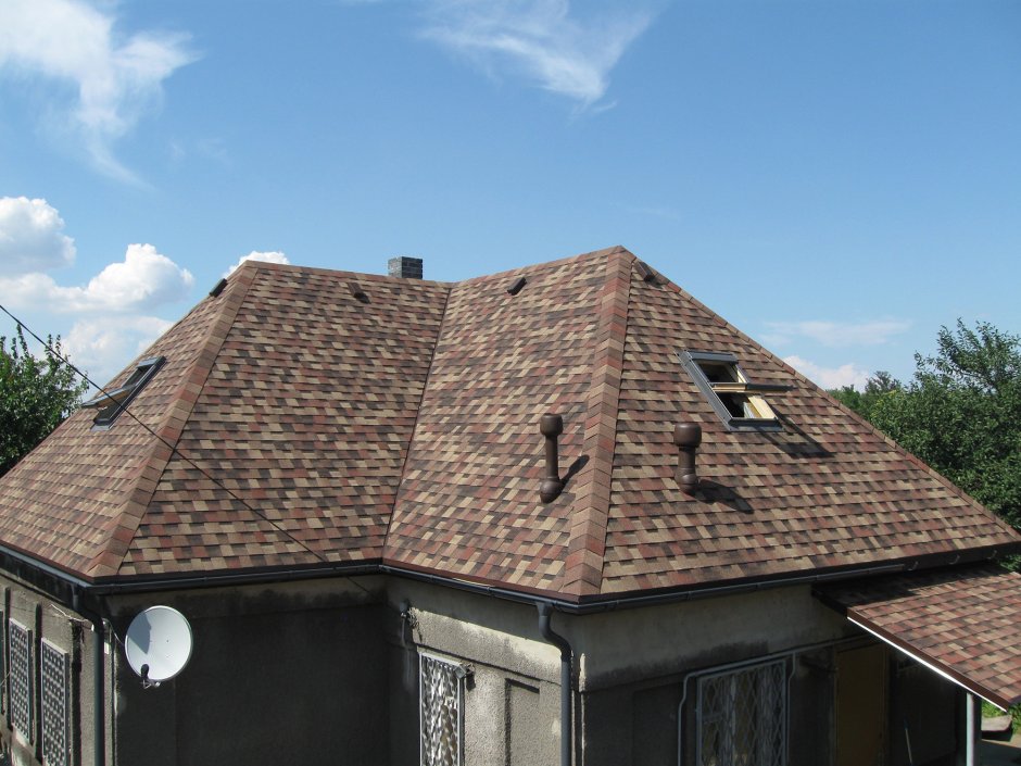 Многоскатная крыша