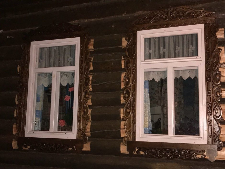 Крашеные обналичники на окна