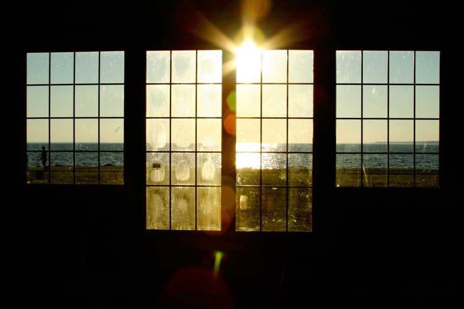 Закат из окна усадьбы