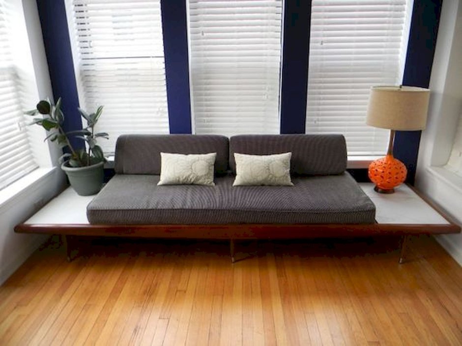 Современные диваны с подушками деревянные