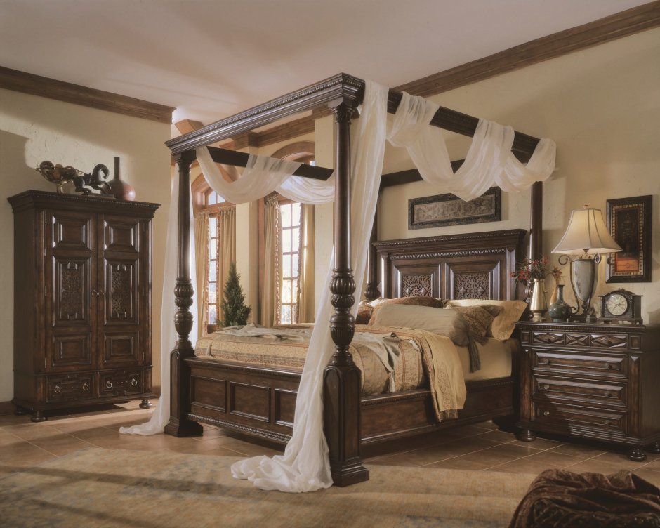 Кровать в Кавказском стиле