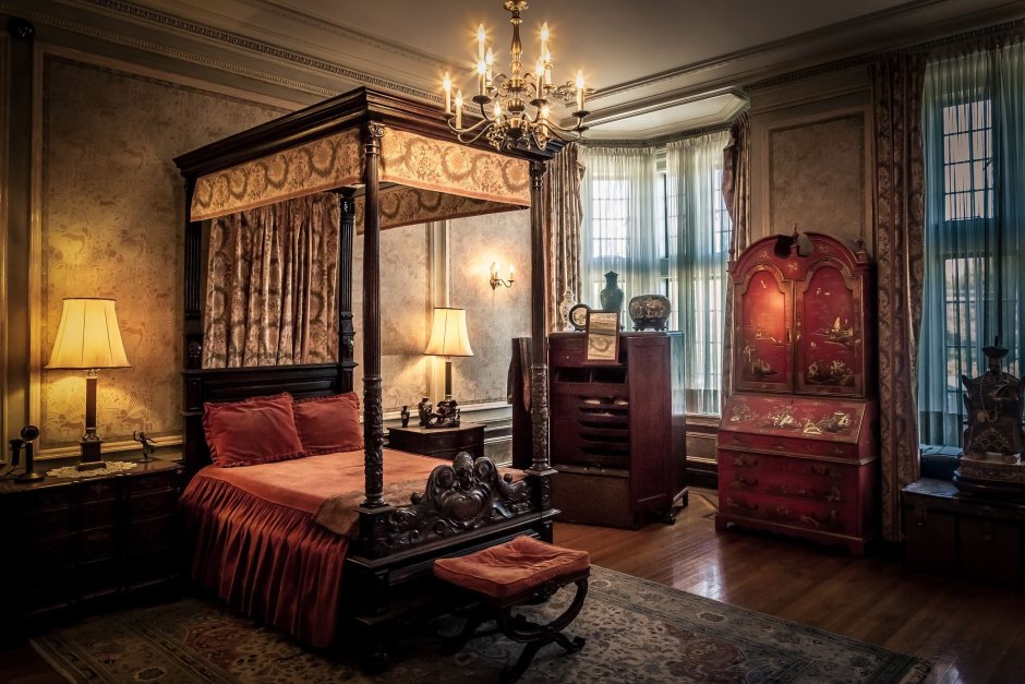 Викторианская Готика интерьер спальни