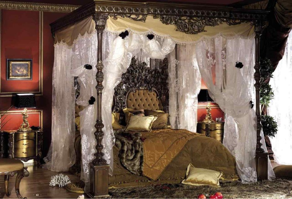 Кровать в стиле Барокко с балдахином
