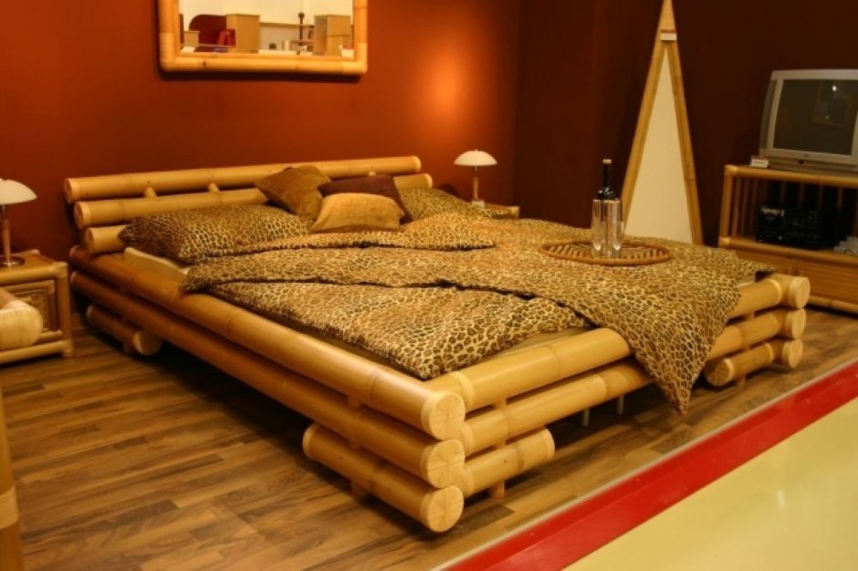 Спальня в деревянном домен