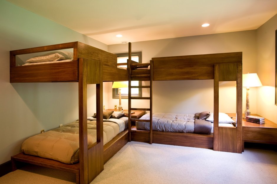 Двухэтажная кровать для мальчиков