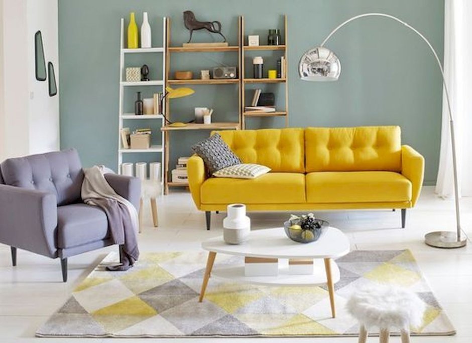Гостиная поп арт желтый диван
