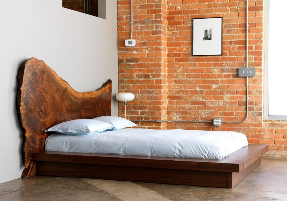 Кровать в стиле лофт из слэба