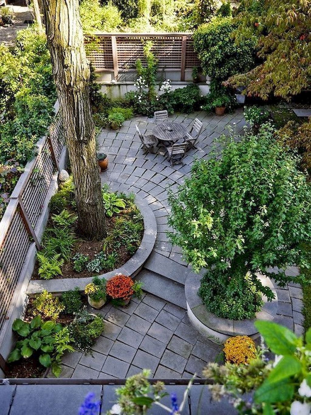 Сделать сад во дворе. Дизайный ландшафт двора. Landshaft dizayn маленького участка. Обустройство приусадебного участка.