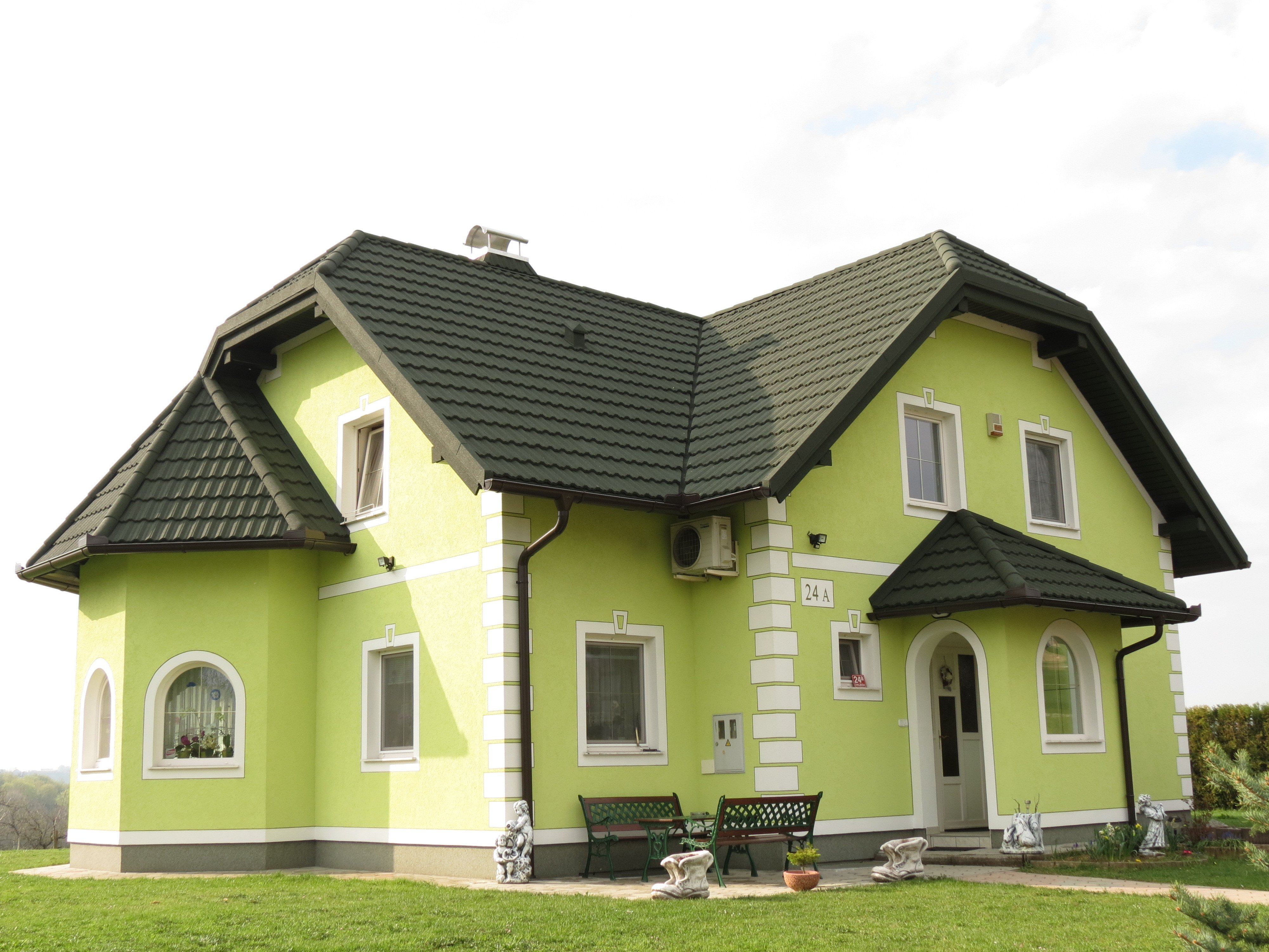 Дом квадратный крыша покраска