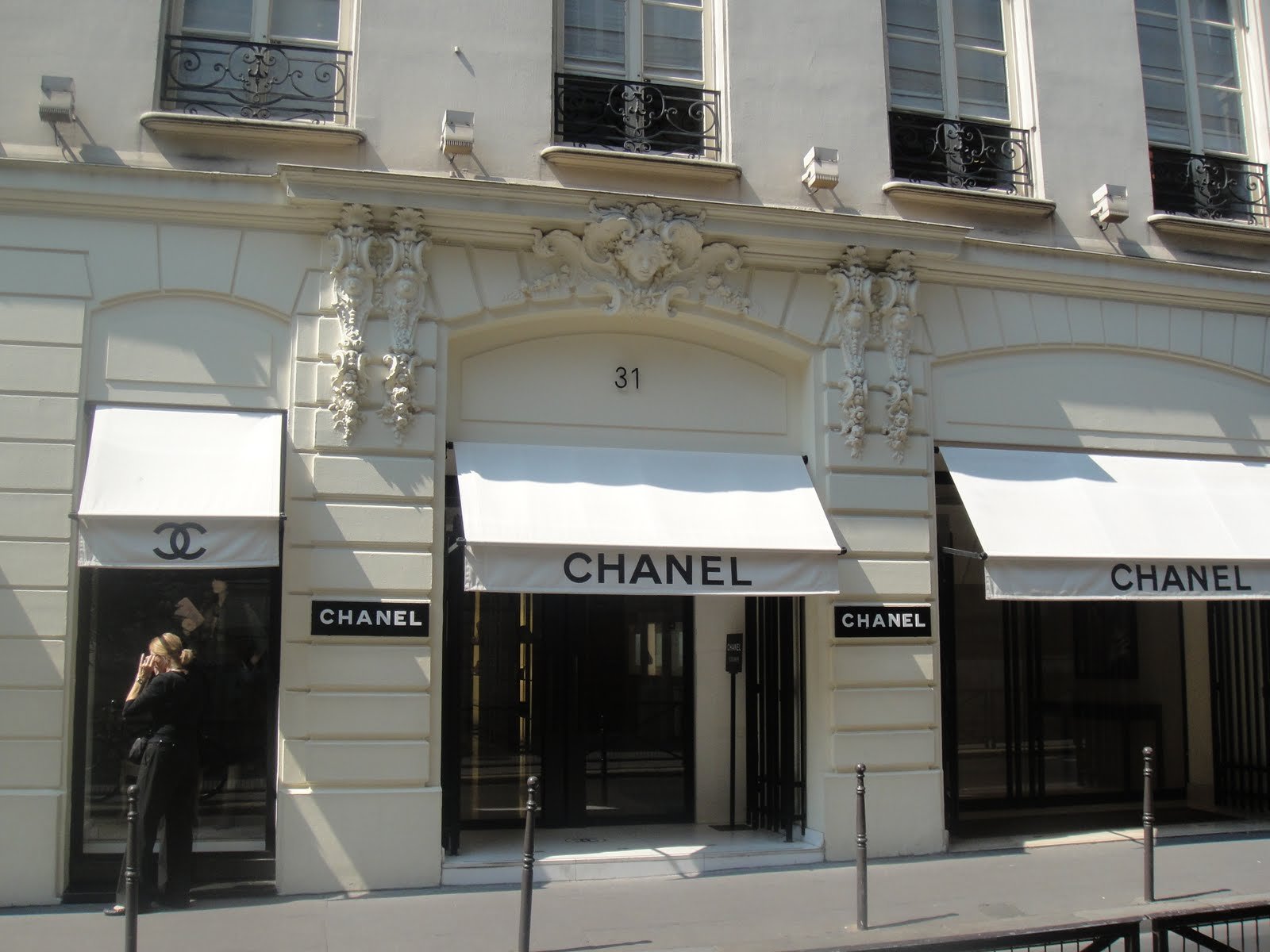 Шанель в париже