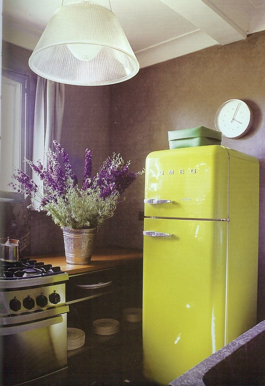 Холодильник Смег ретро цвета