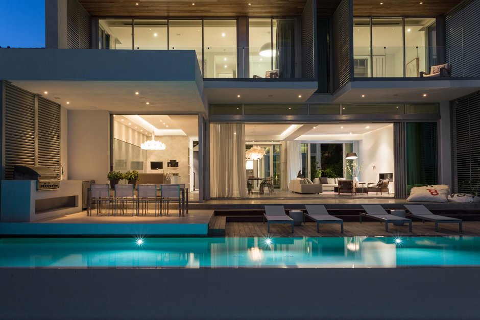Самые красивые квартиры с бассейном