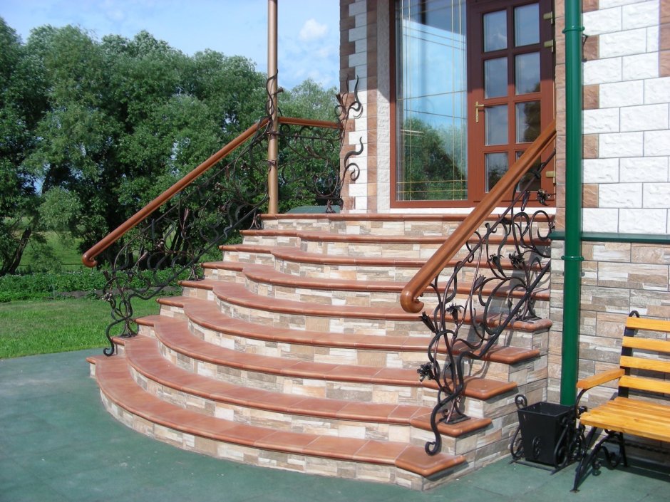 Лестница на веранду
