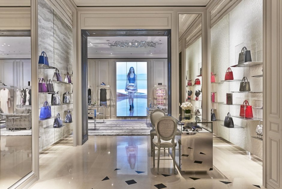 Christian Dior Boutique Paris