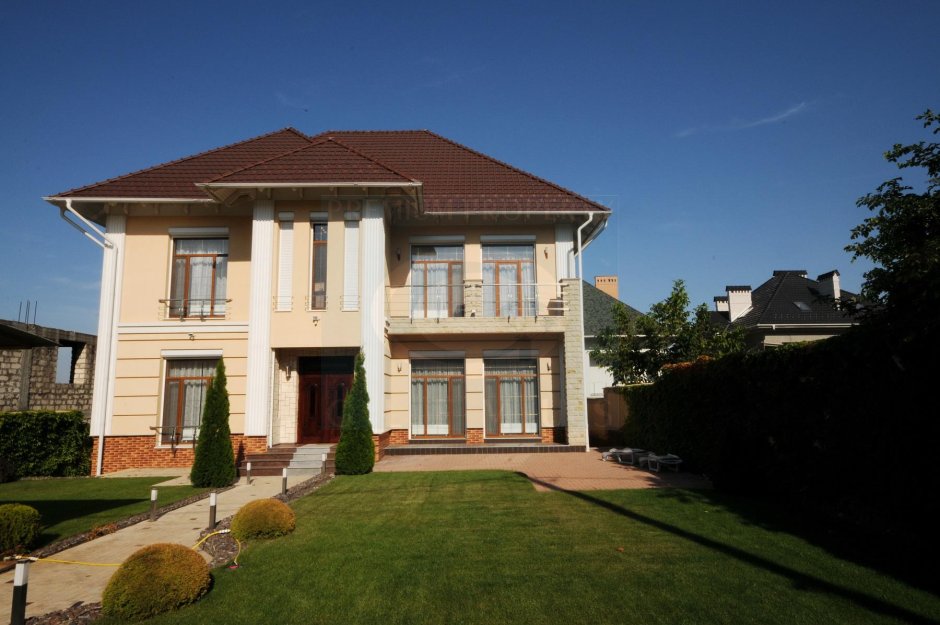 Двухэтажные дома в Молдове