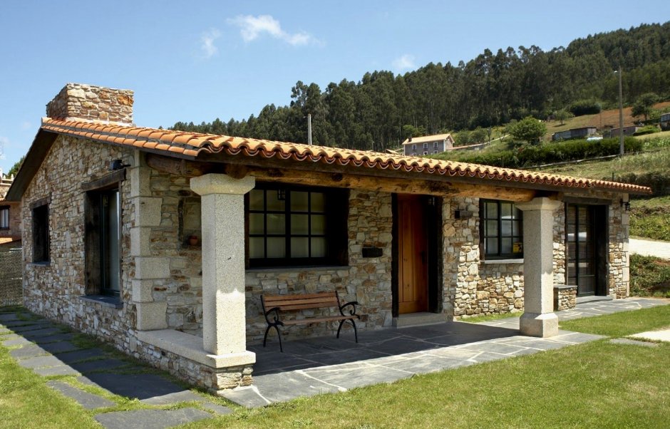 Одноэтажный каменный дом