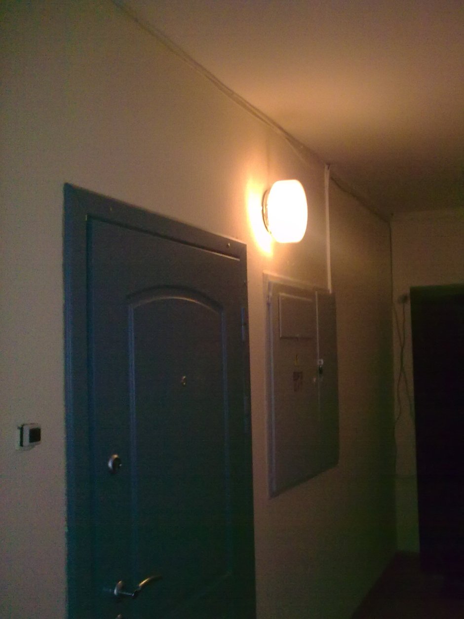 Лампы освещения с датчиком движения в коридор