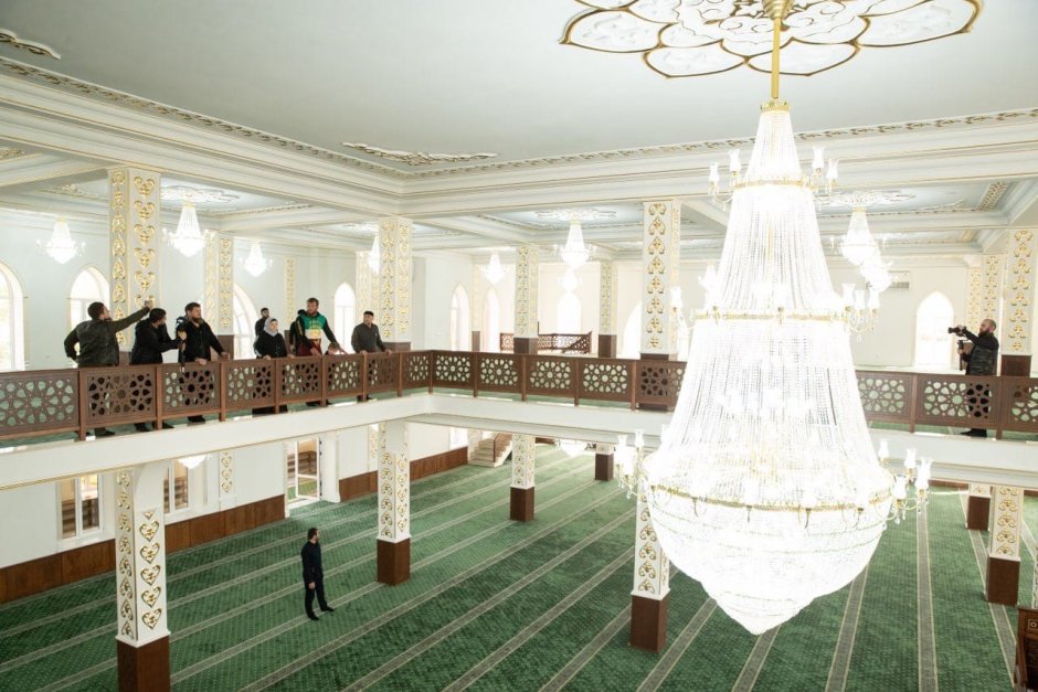 Мечеть Ахмата Кадырова в Грозном интерьер