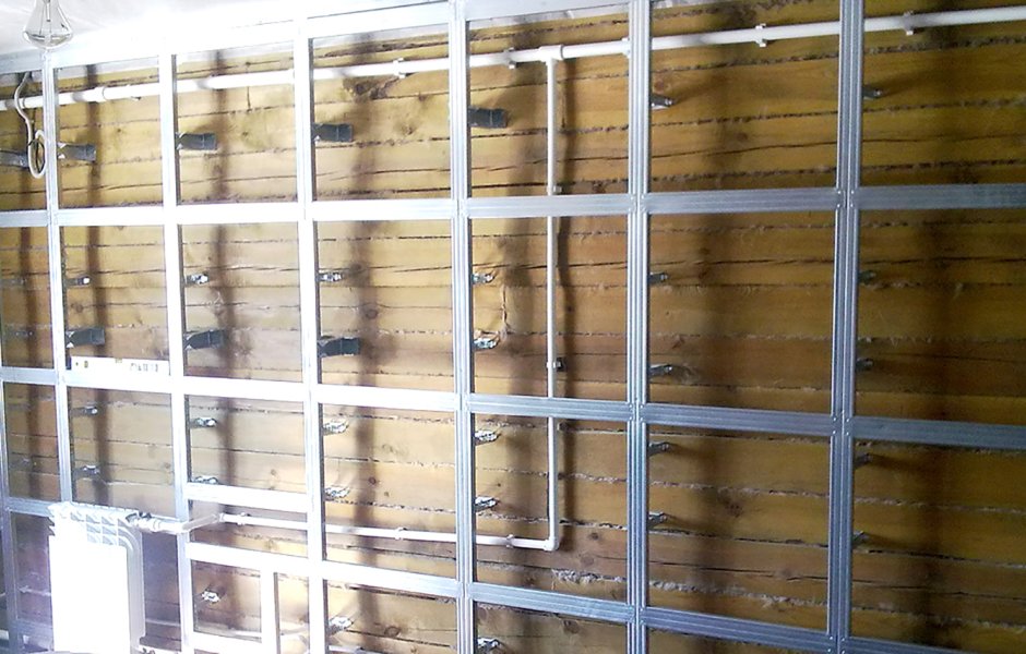 Выравнивание стен в деревянном доме