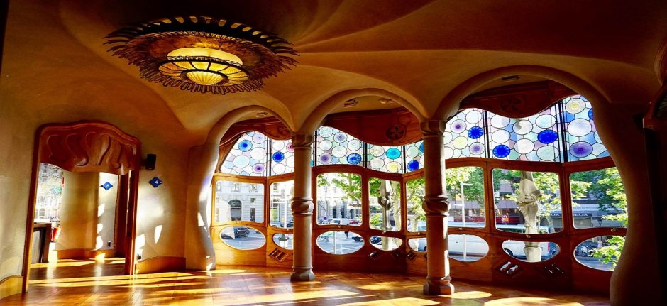 Архитектура Гауди в Барселоне