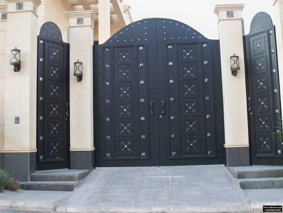 Богатые ворота в стиле