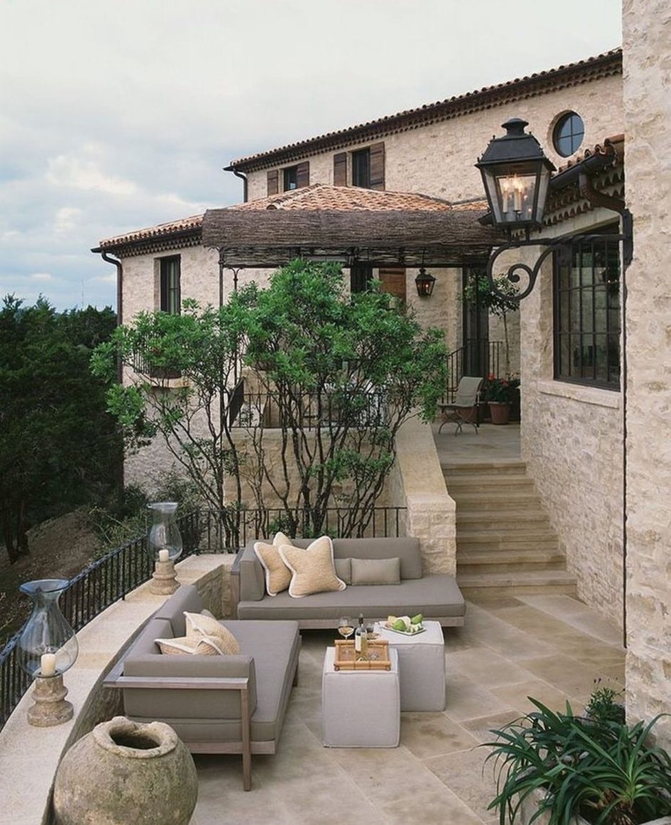 Тосканский стиль дом экстерьер