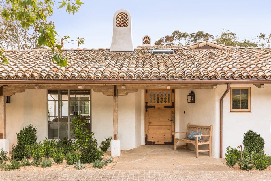 Колониальный стиль испанский одноэтажный дом