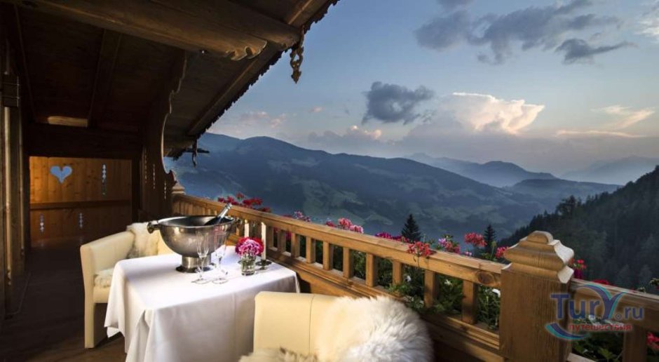 Тироль Австрия отель с видом на горы