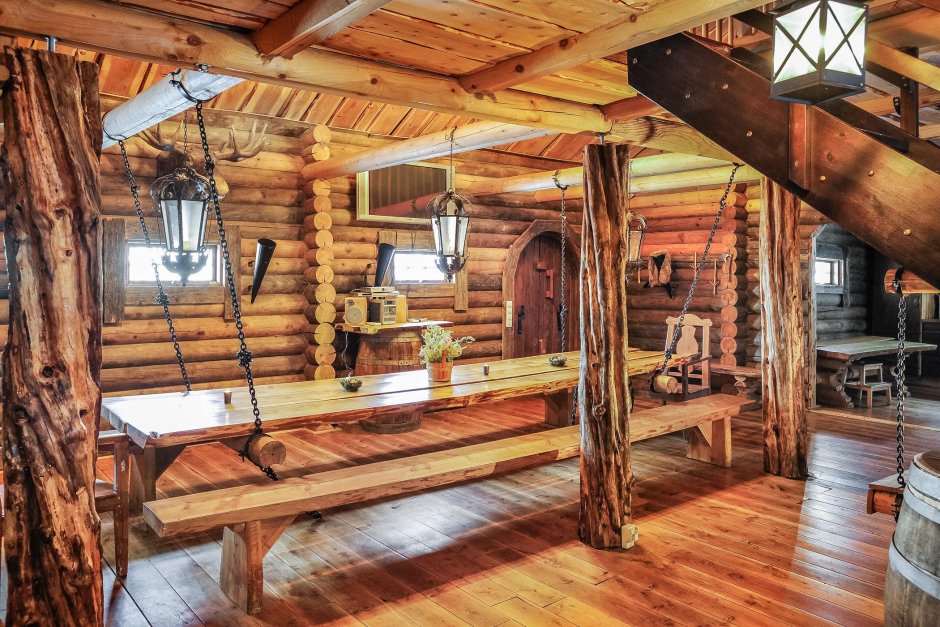 Дом охотника и рыбака деревянный
