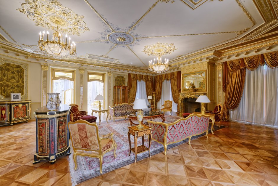 Золотой дворец на Рублевке за 100 миллионов долларов