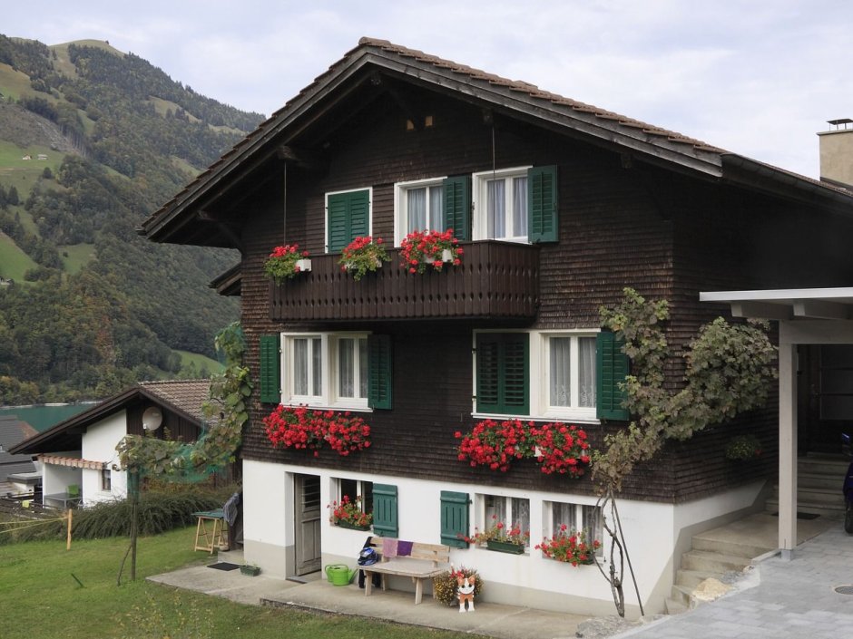 Chalet in Switzerland балкон