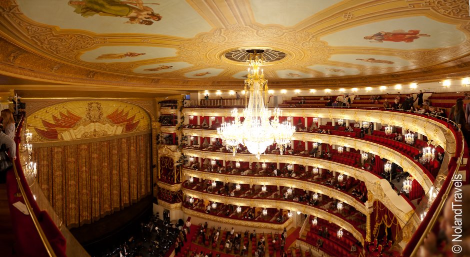 Одесский оперный театр фойе