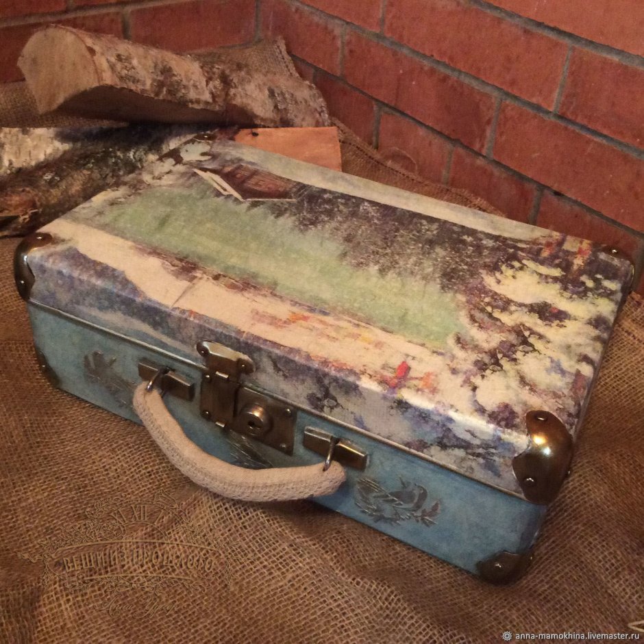Старые чемоданы в интерьере (56 фото)