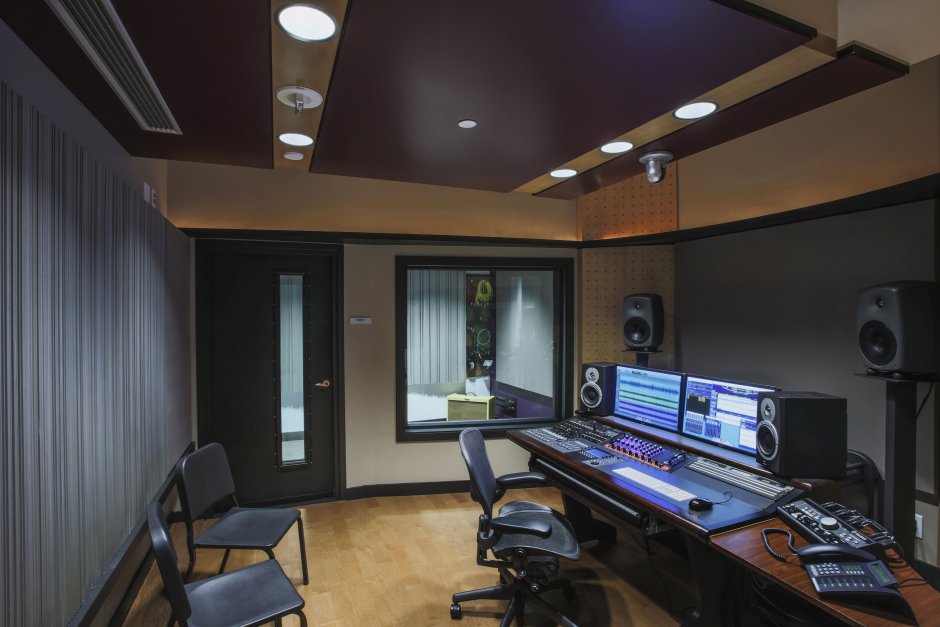Потолок в звукозаписывающей студии