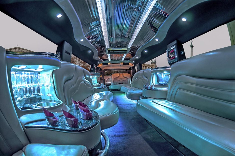 Hummer Limousine h2 Interior