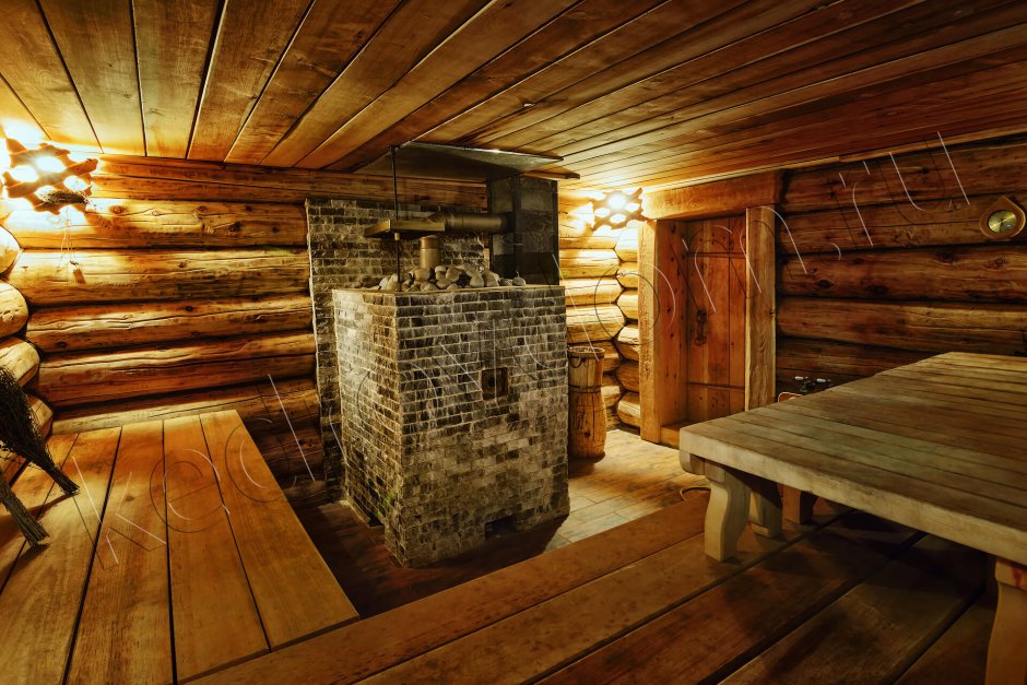 Деревянная баня внутри