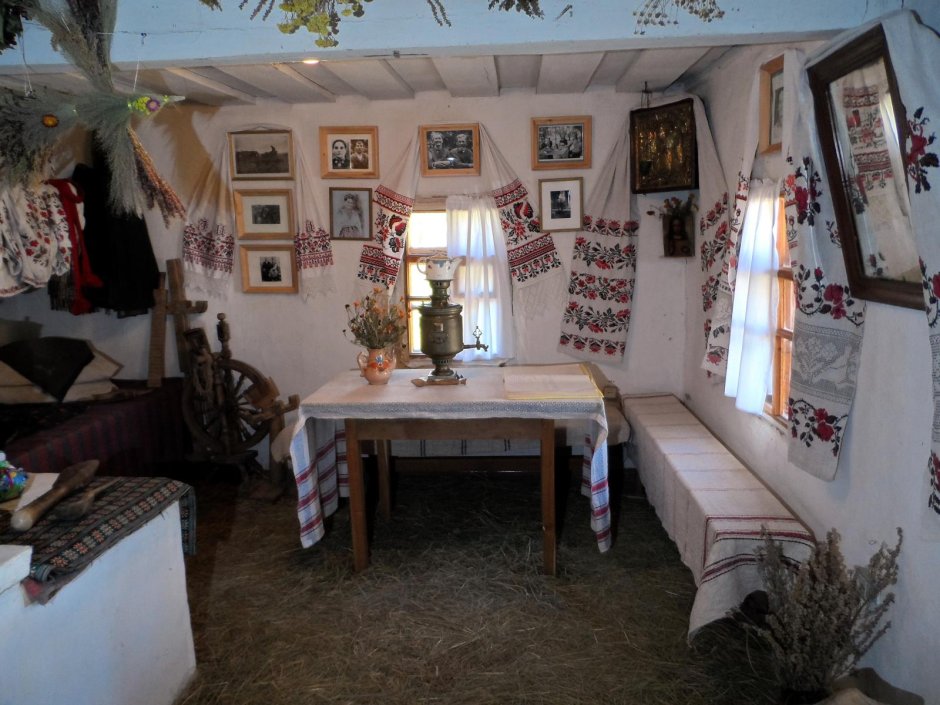 Интерьер дома в стиле белорусская хата