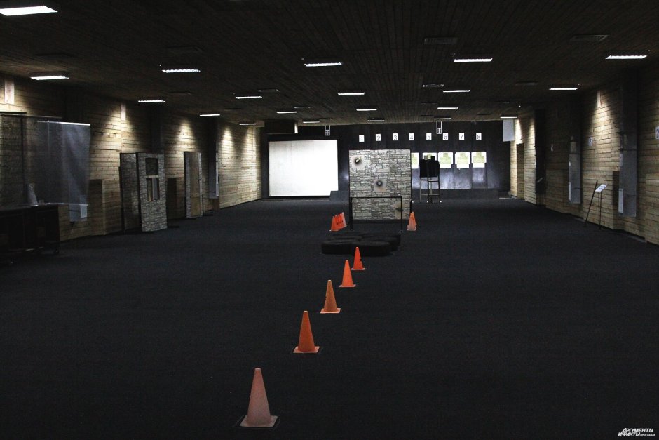 Тир интерьер