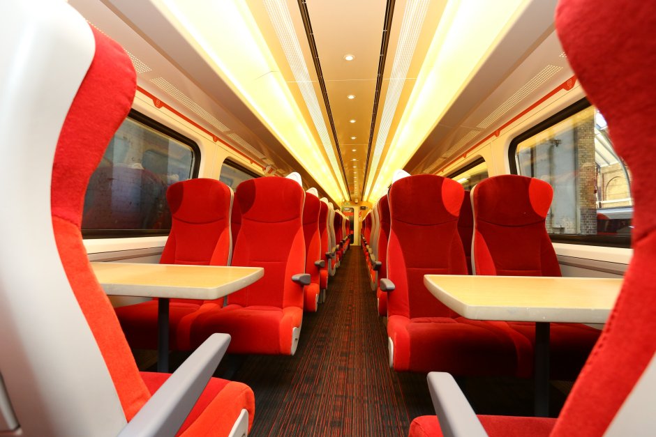 Поезд TGV Франция внутри