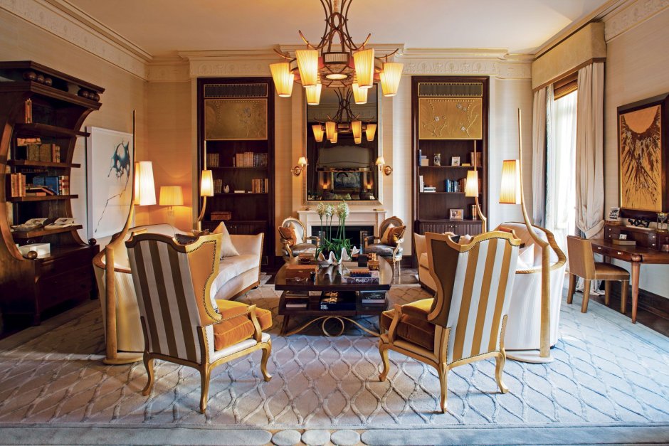 Avenue Montaigne Apartment by Louis Henri Interiors