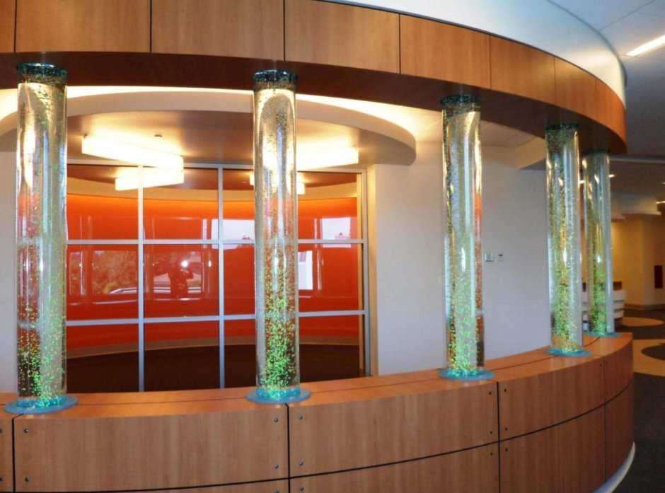 Пузырьковая колонна в офисе