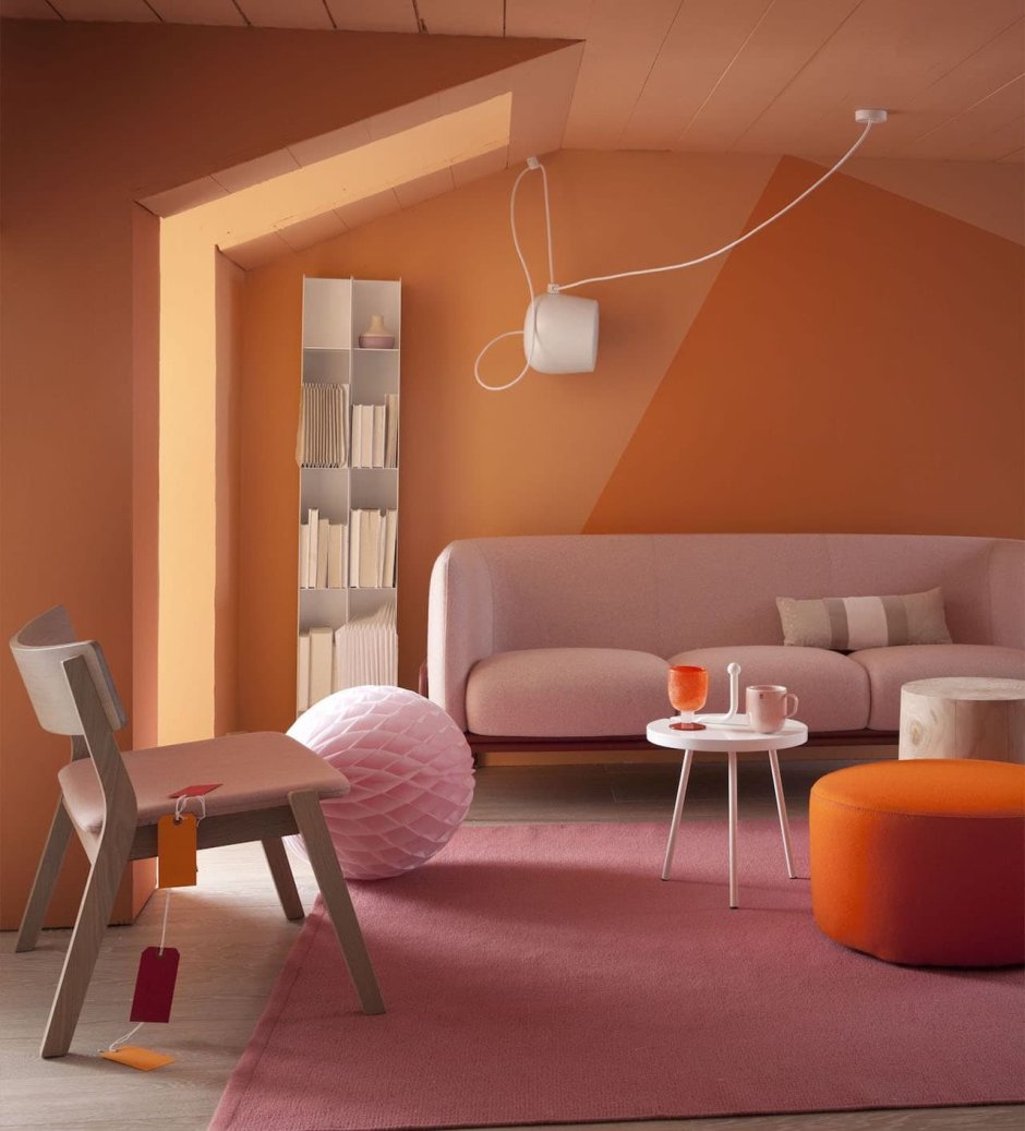 Мягкая мебель сиреневого цвета в интерьере