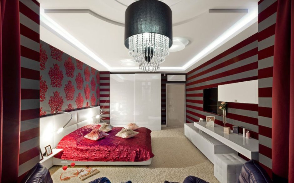 Спальня+гостиная в цвете бордо