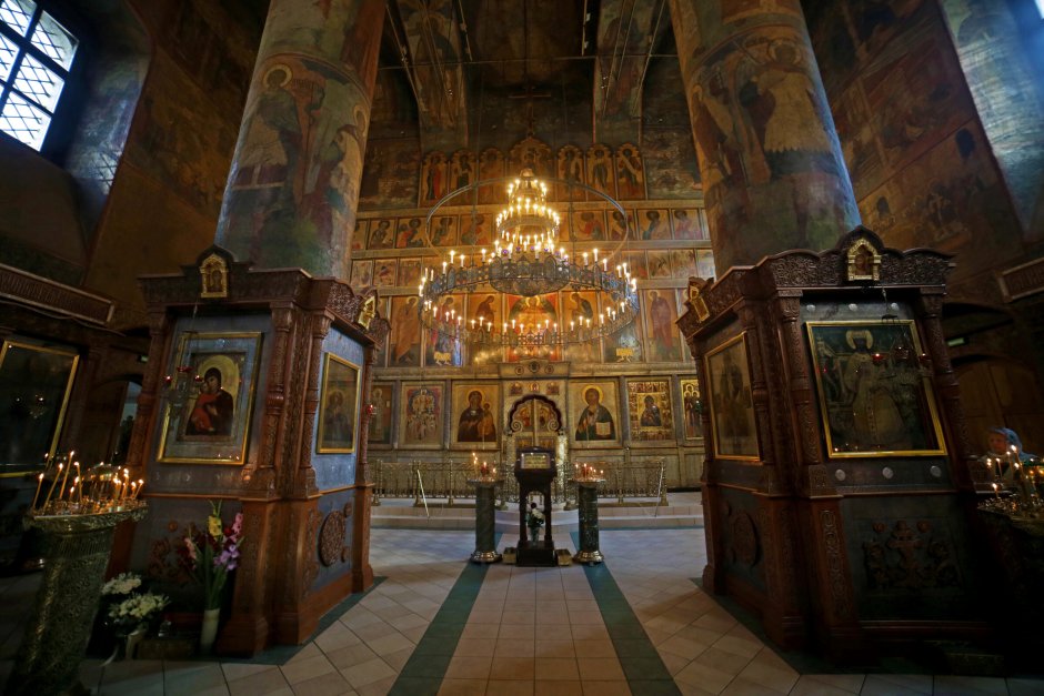 Иконостас Сретенского монастыря Москва