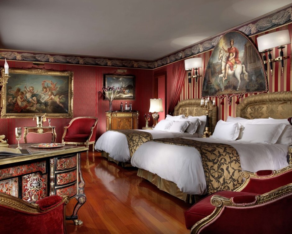 Спальня в венецианском стиле