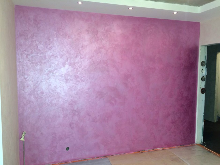 Фиолетовые стены декоративная штукатурка