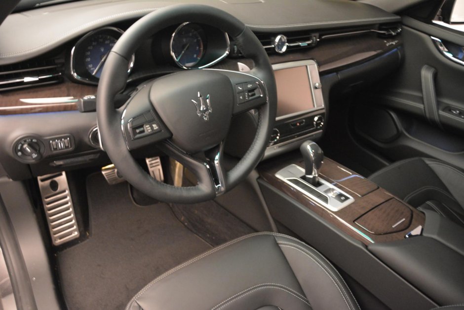Maserati Quattroporte s 2020 салон